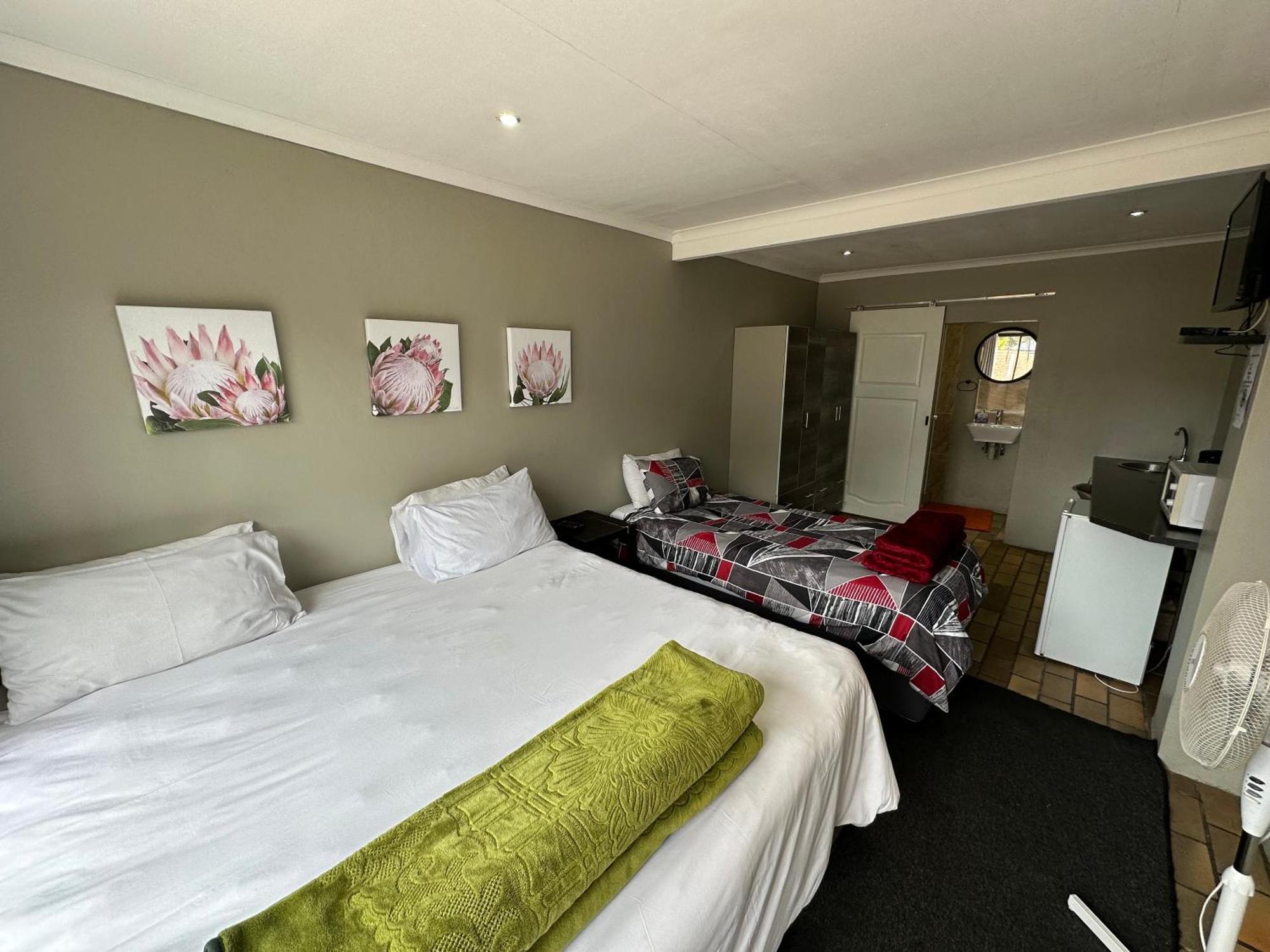 Favour Guest House 波罗克瓦尼 外观 照片